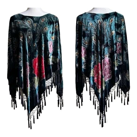 Coldwater Creek peacock poncho velvety with fringe excellent like new condition - Picture 3 of 15